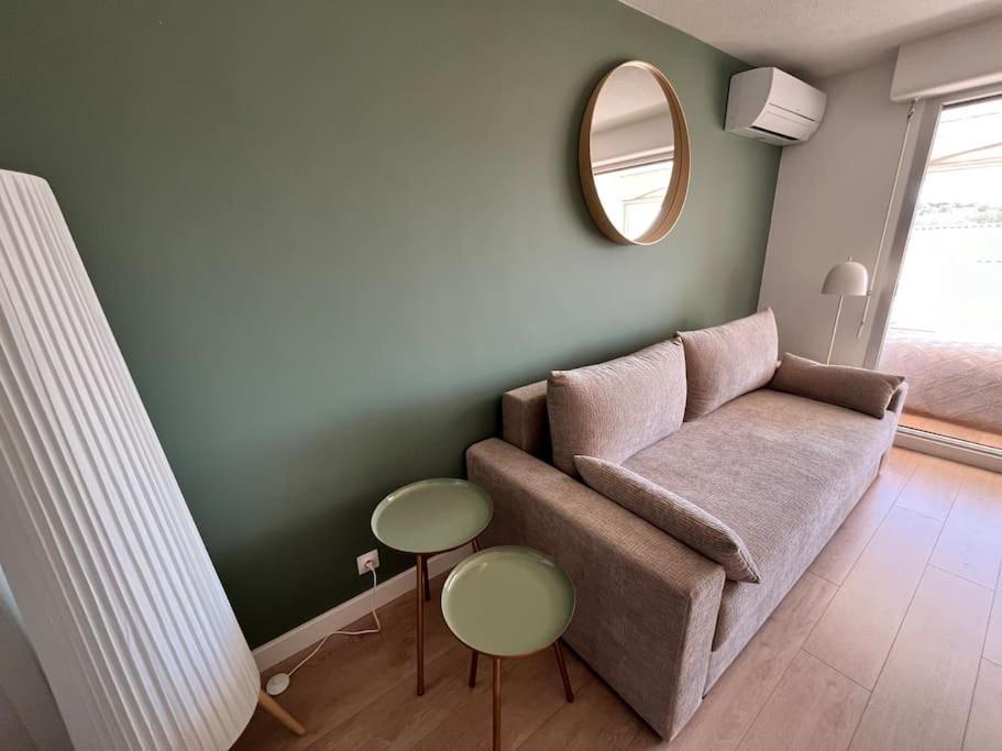Studio Vue Mer Avec Piscine Et Terrain De Tennis Sausset-les-Pins Esterno foto